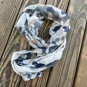 Light weight long scarf